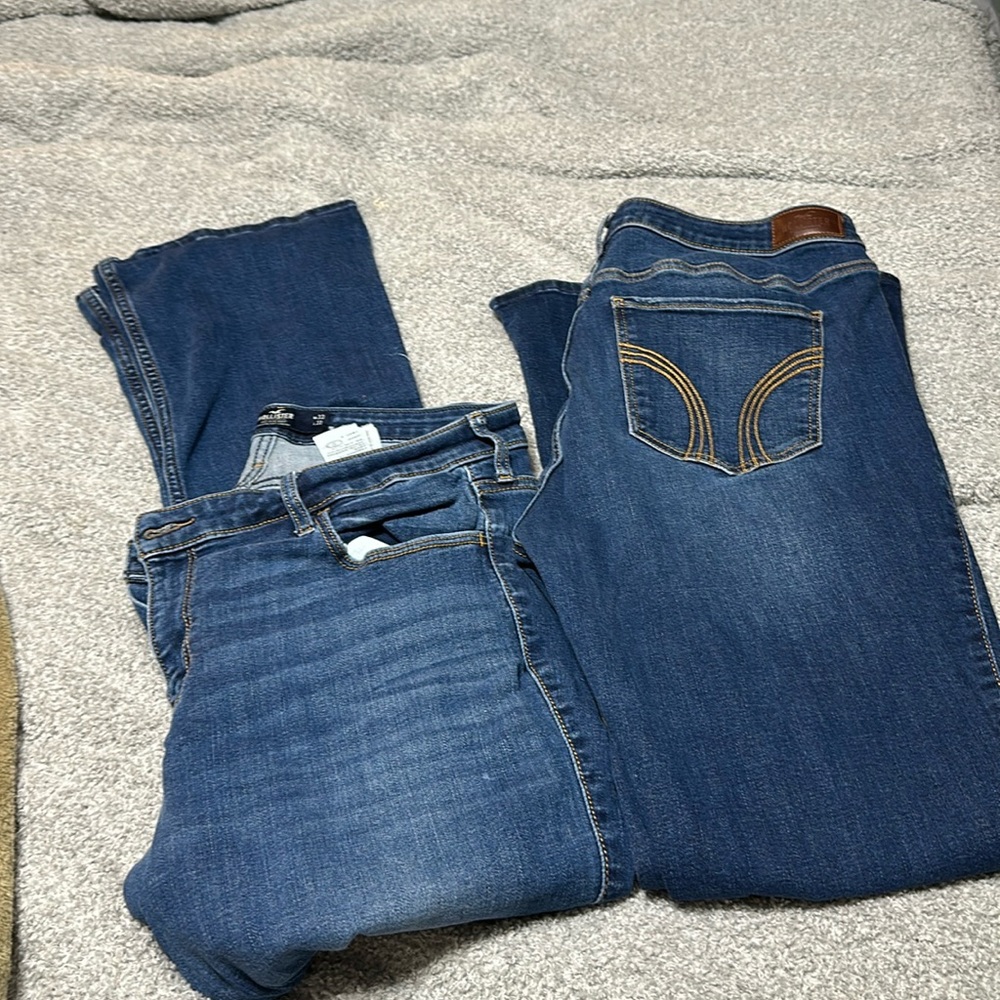 Women’s Hollister 17r 2 pairs